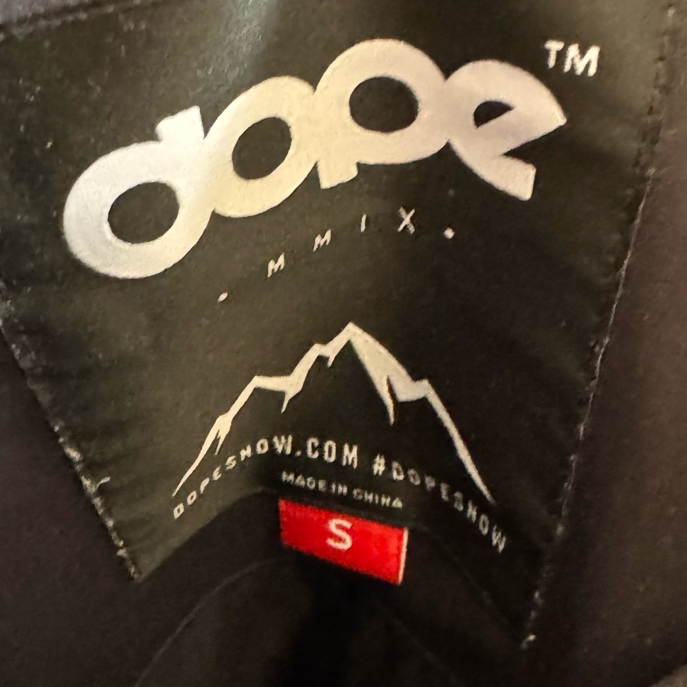 DOPE Black Mountain Logo Jacket - image 5